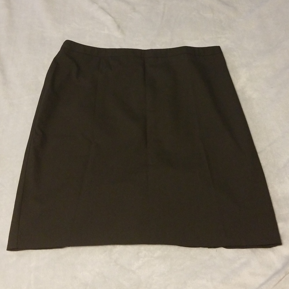Black skirt